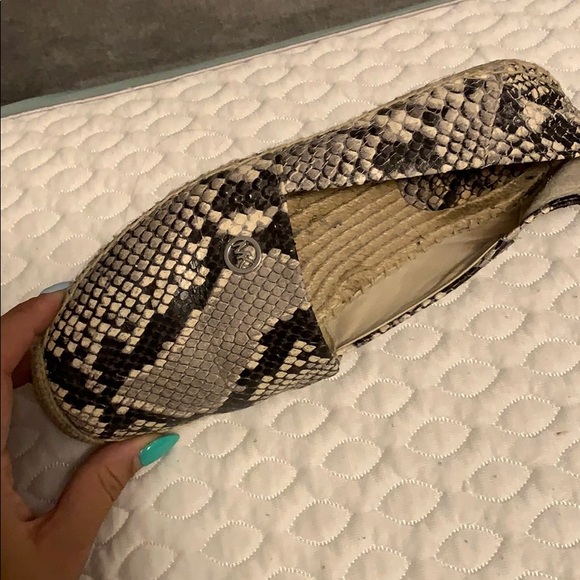 MK espadrille - Picture 4 of 4